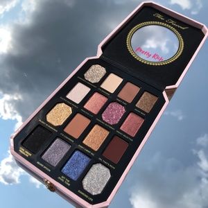 😍NWT Pretty Rich by Too Faced - FABULOUS!😍